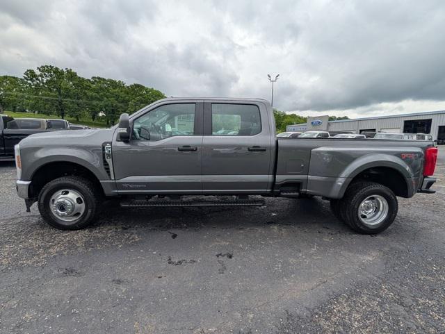 new 2025 Ford F-350 car, priced at $71,835