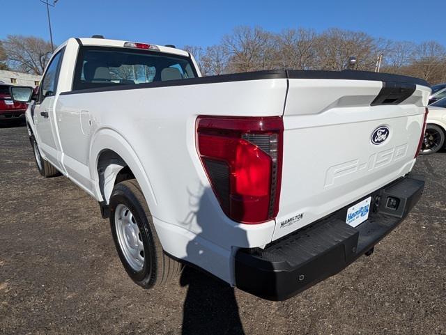 new 2025 Ford F-150 car, priced at $39,915
