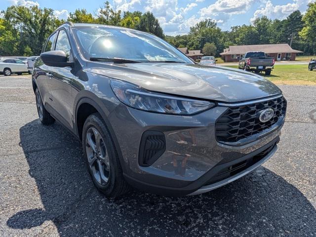 new 2025 Ford Escape car, priced at $26,999