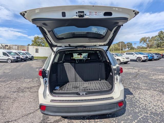 used 2019 Toyota Highlander car, priced at $24,499