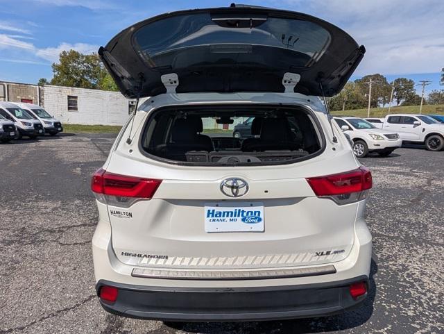 used 2019 Toyota Highlander car, priced at $24,499