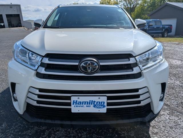 used 2019 Toyota Highlander car, priced at $24,499