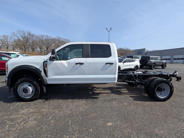 new 2025 Ford F-450 car, priced at $64,480