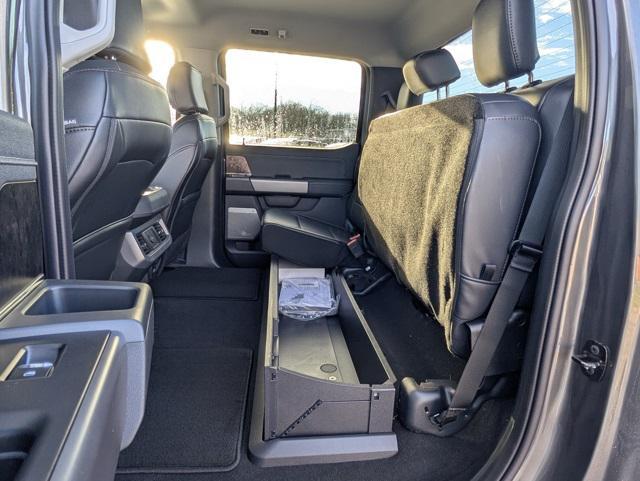 new 2025 Ford F-450 car, priced at $74,725