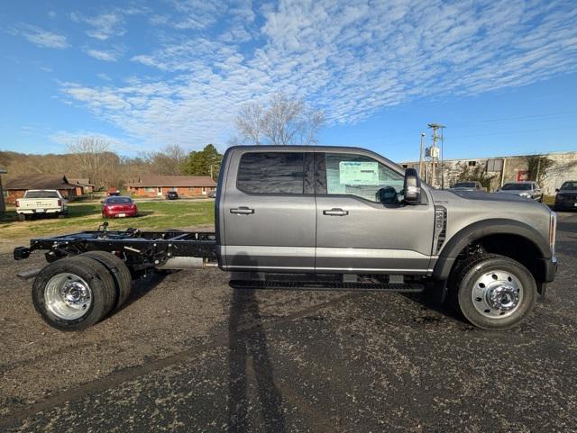 new 2025 Ford F-450 car, priced at $74,725