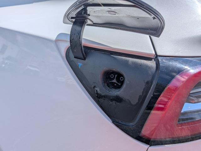 new 2018 Tesla Model 3 car