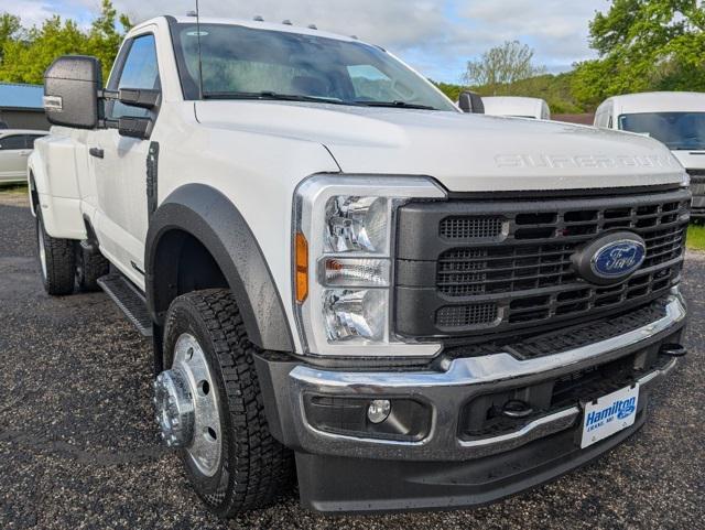 new 2025 Ford F-450 car, priced at $66,185