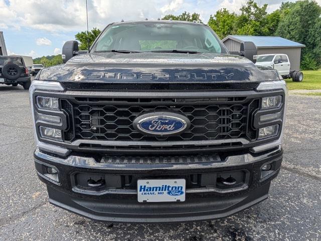 new 2025 Ford F-250 car, priced at $71,440