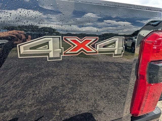 new 2025 Ford F-250 car, priced at $71,440