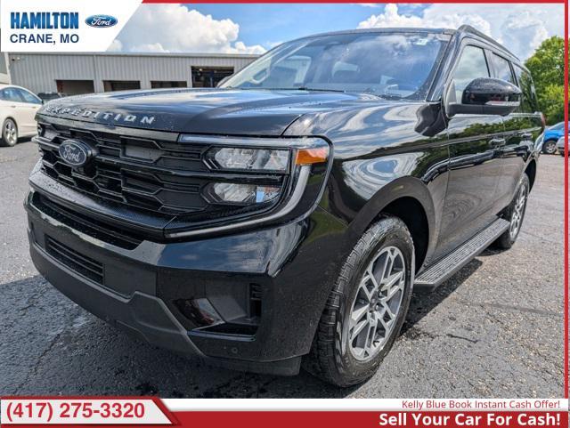 new 2025 Ford Expedition car, priced at $67,999