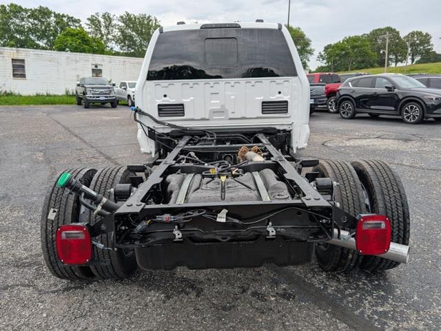 new 2025 Ford F-450 car, priced at $76,530