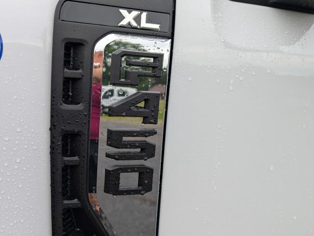 new 2025 Ford F-450 car, priced at $76,530