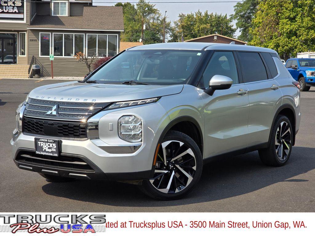 used 2022 Mitsubishi Outlander car, priced at $21,990
