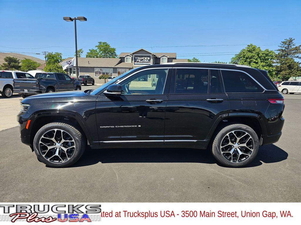 used 2022 Jeep Grand Cherokee car, priced at $44,921