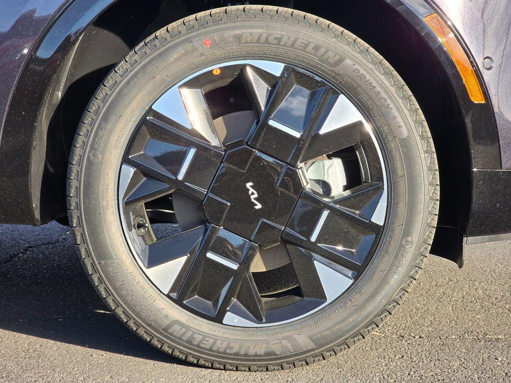 new 2026 Kia Sportage car, priced at $37,006