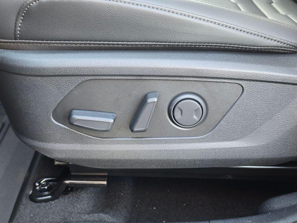 new 2026 Kia Sportage car, priced at $37,006