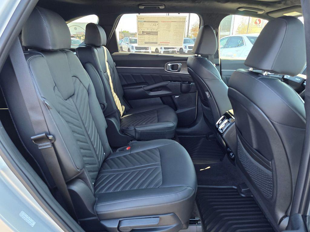 new 2026 Kia Sorento car, priced at $47,125