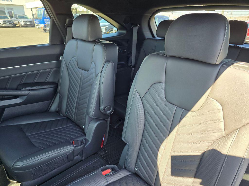 new 2026 Kia Sorento car, priced at $47,125