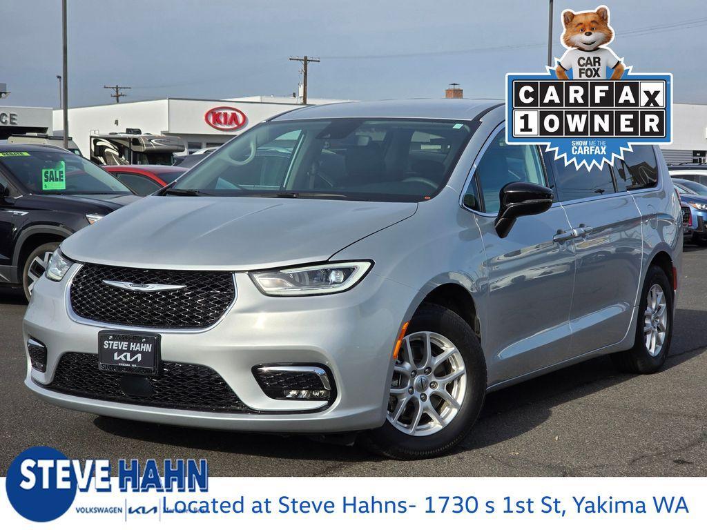 used 2024 Chrysler Pacifica car, priced at $29,021