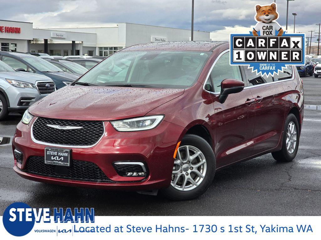 used 2023 Chrysler Pacifica car, priced at $30,404