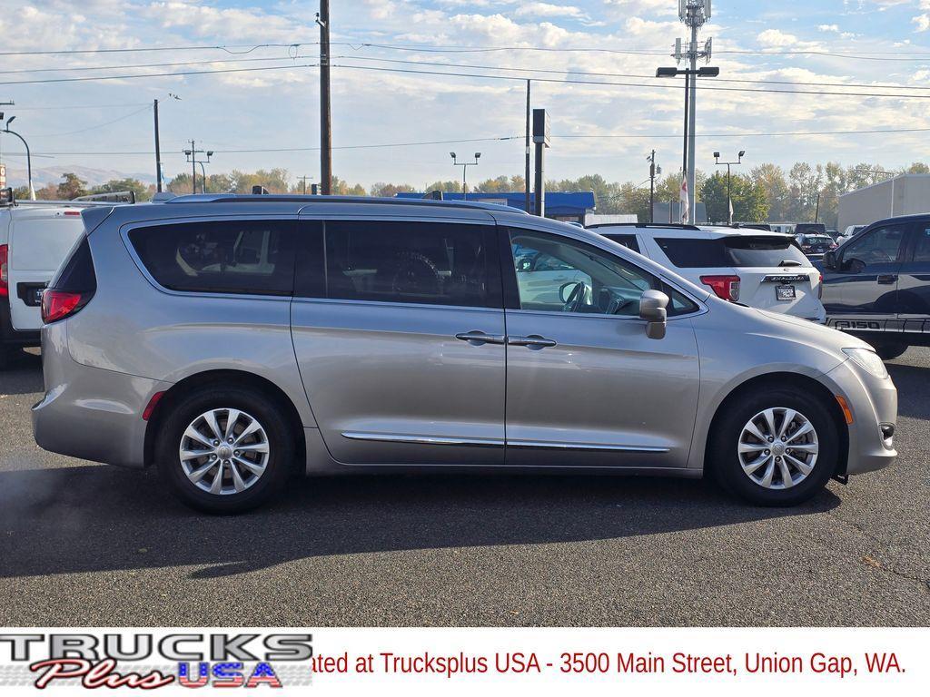 used 2019 Chrysler Pacifica car, priced at $9,999
