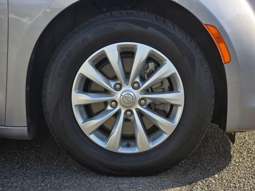 used 2019 Chrysler Pacifica car, priced at $9,999