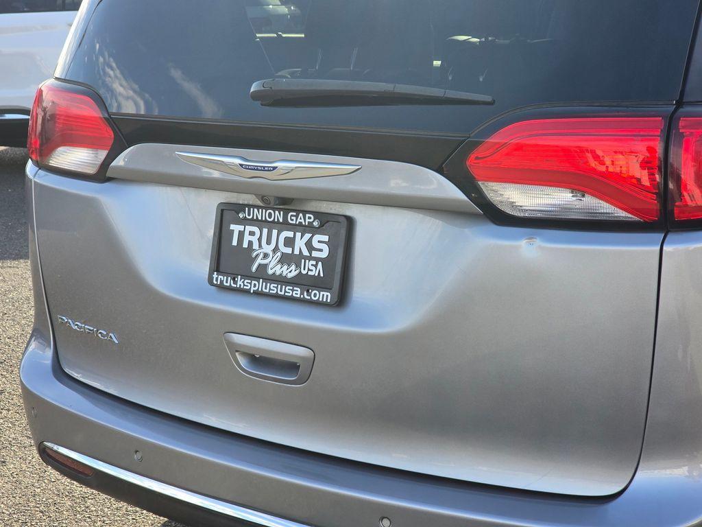 used 2019 Chrysler Pacifica car, priced at $9,999