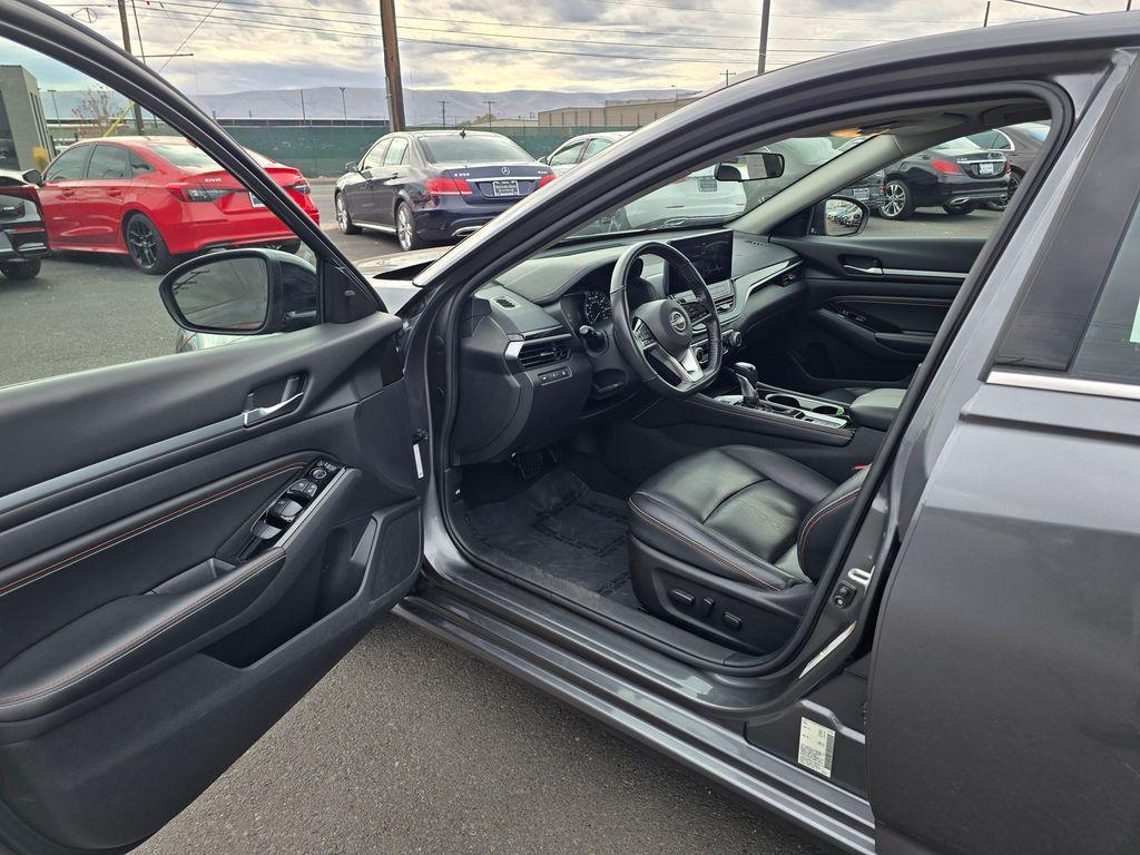 used 2023 Nissan Altima car, priced at $24,101