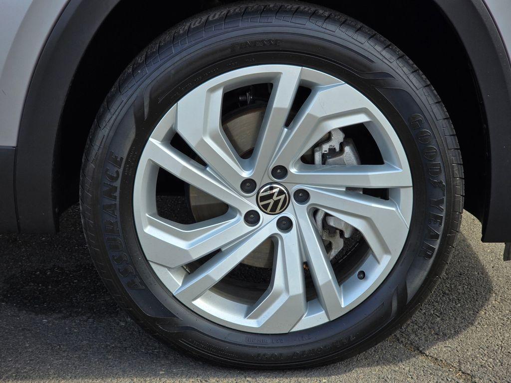 used 2023 Volkswagen Atlas car, priced at $34,995