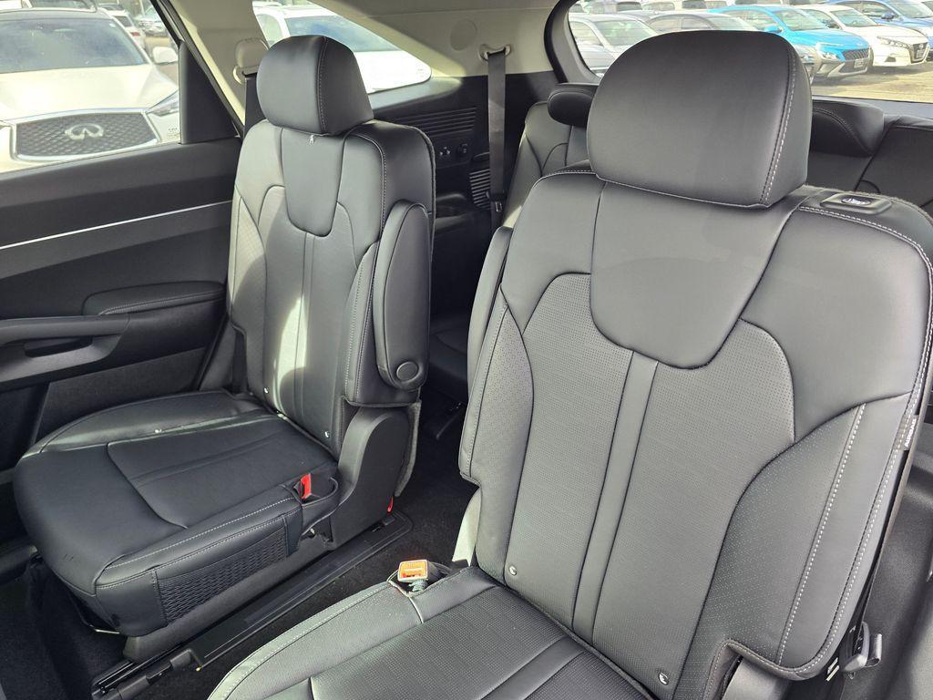 new 2026 Kia Sorento Hybrid car, priced at $42,611