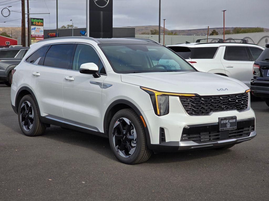 new 2026 Kia Sorento Hybrid car, priced at $42,611