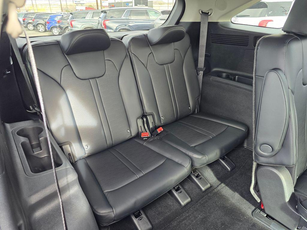 new 2026 Kia Sorento Hybrid car, priced at $42,611