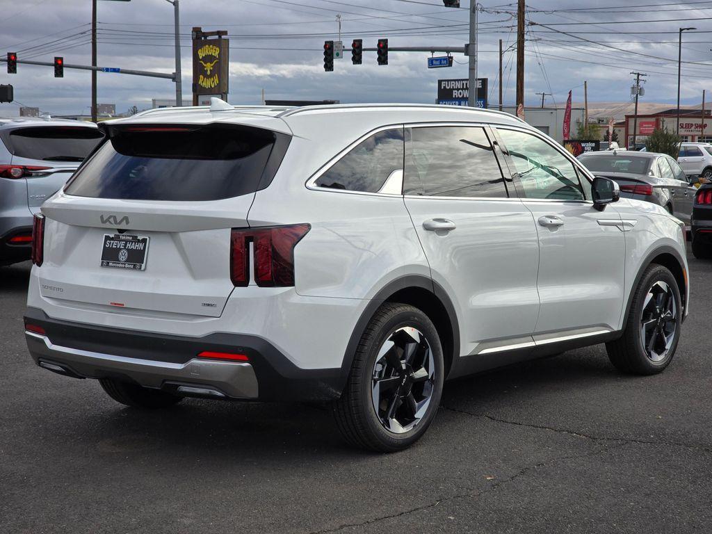 new 2026 Kia Sorento Hybrid car, priced at $42,611