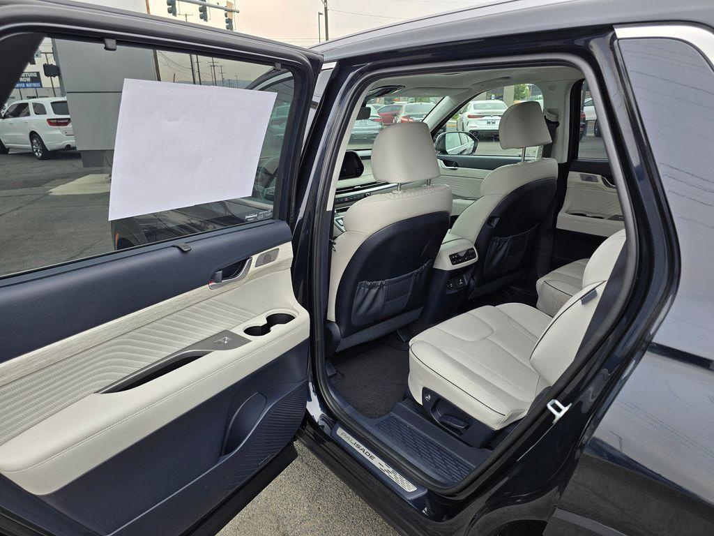 used 2023 Hyundai Palisade car, priced at $41,885
