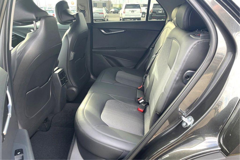 new 2024 Kia Niro Plug-In Hybrid car, priced at $35,649