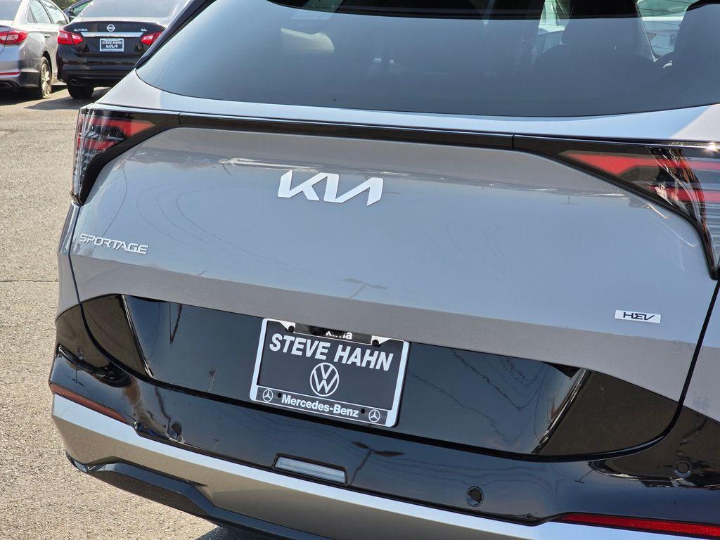 new 2026 Kia Sportage Hybrid car, priced at $40,186