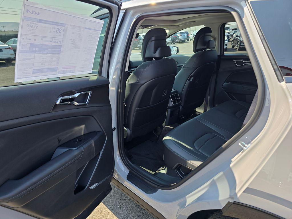 new 2026 Kia Sportage Hybrid car, priced at $40,186