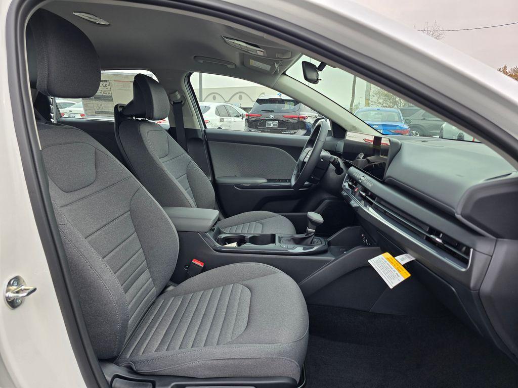 new 2025 Kia K4 car, priced at $24,560