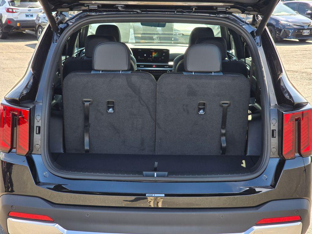 new 2025 Kia Sorento Hybrid car, priced at $46,635