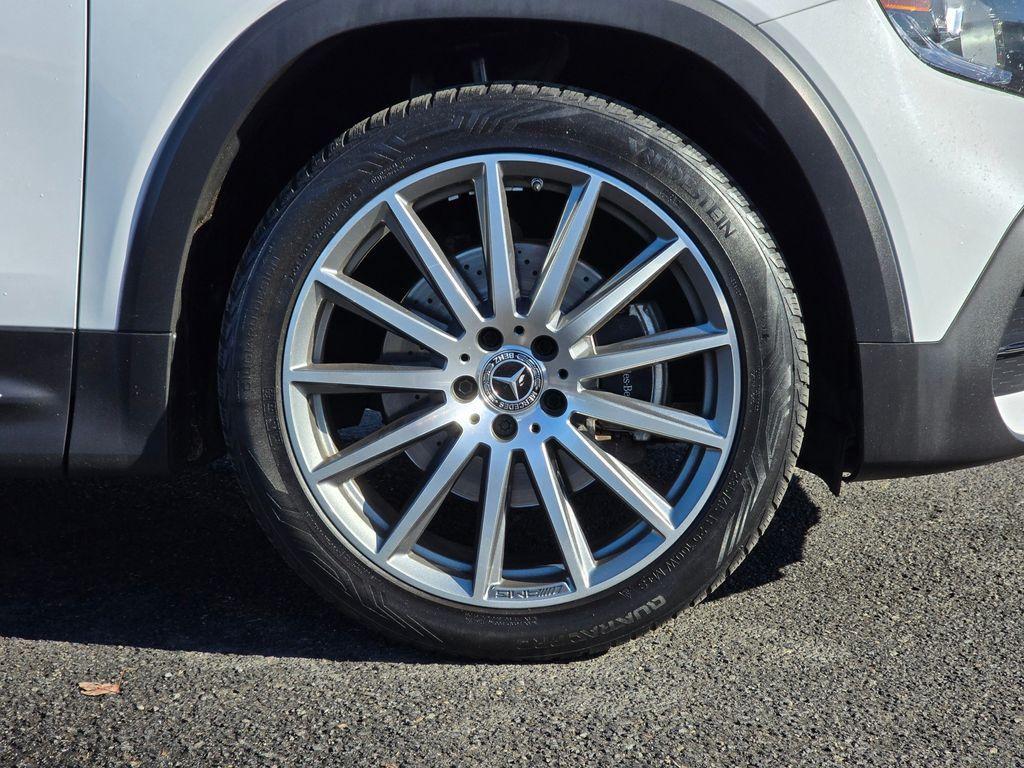 used 2020 Mercedes-Benz GLB 250 car, priced at $24,163