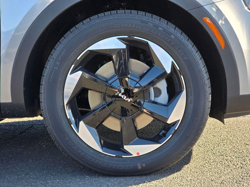 new 2026 Kia Sorento Hybrid car, priced at $43,275