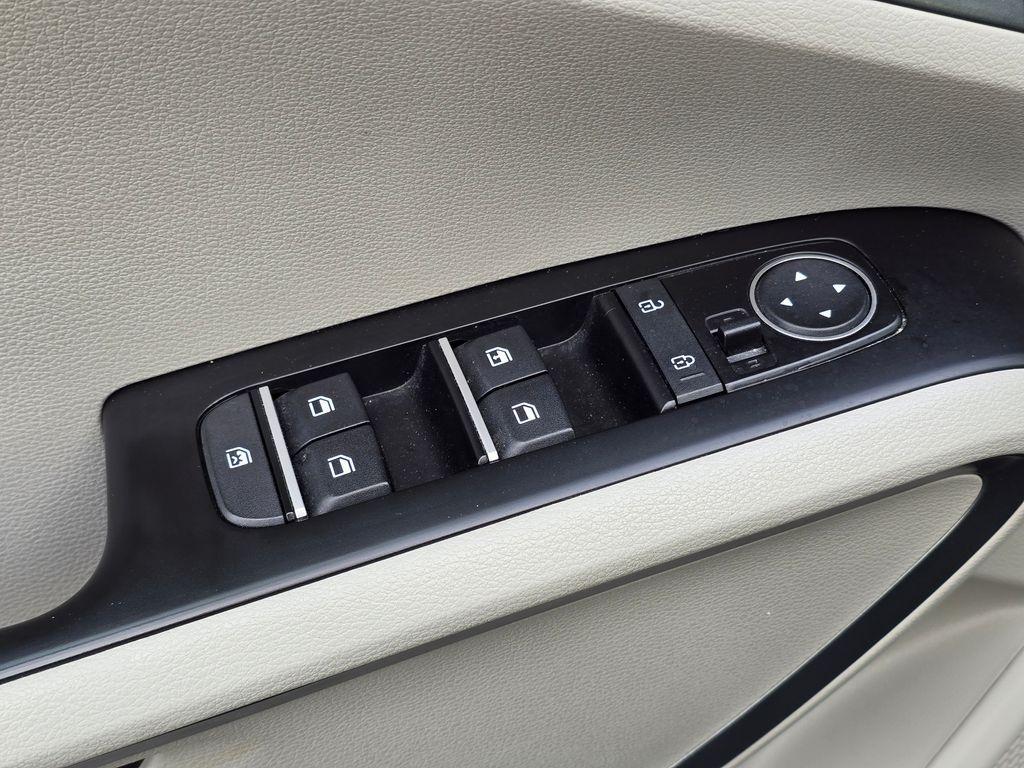 used 2022 Kia Soul car, priced at $20,722