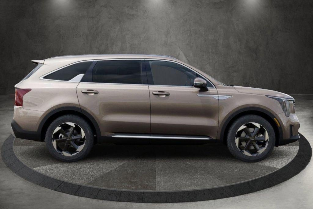 new 2025 Kia Sorento Hybrid car, priced at $39,705