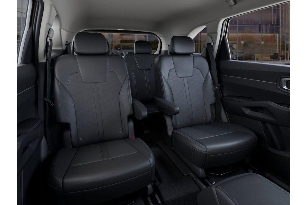 new 2025 Kia Sorento Hybrid car, priced at $39,705