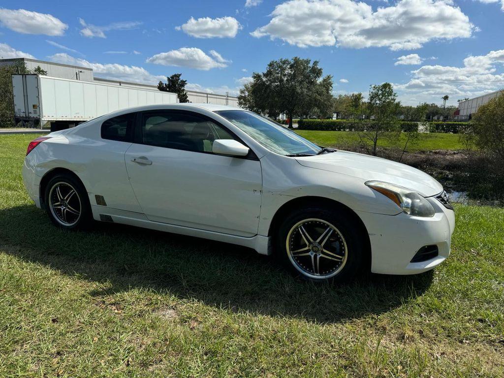 used 2011 Nissan Altima car