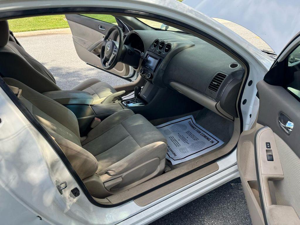 used 2011 Nissan Altima car