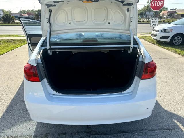 used 2007 Hyundai Elantra car, priced at $2,950