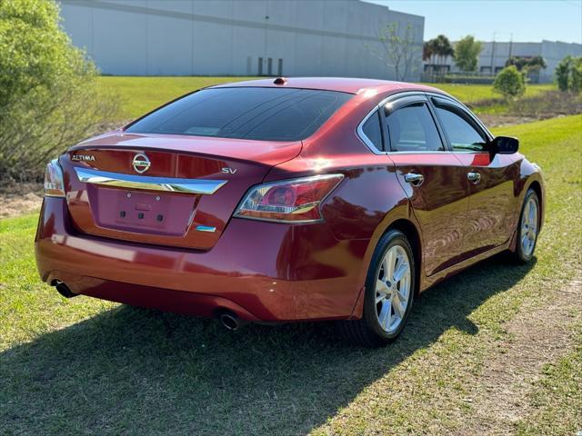used 2014 Nissan Altima car, priced at $5,500