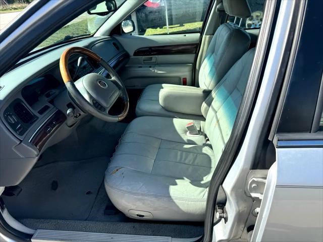 used 2003 Mercury Grand Marquis car, priced at $2,200
