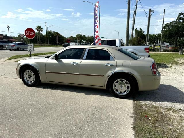 used 2006 Chrysler 300 car, priced at $1,300